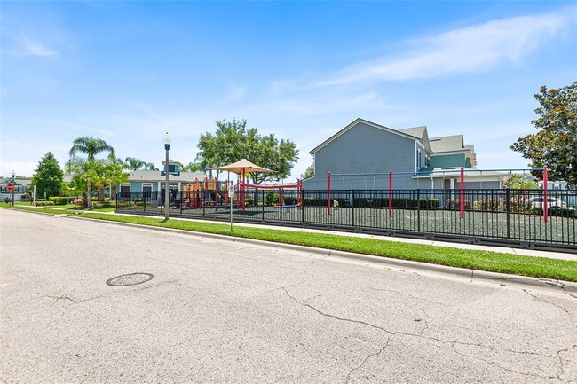 Building Photo - 10077 Moorshire Cir