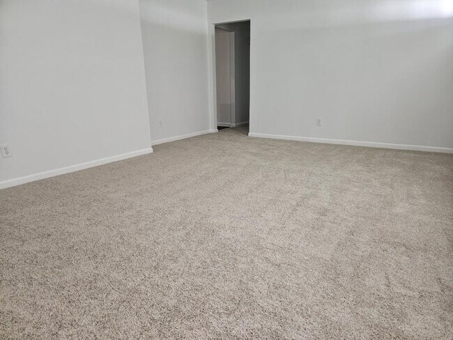 Building Photo - 2649 Tammi Ln