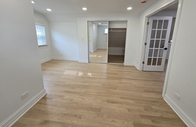 Building Photo - Lincoln Square - Brand New Remodel - Huge ...