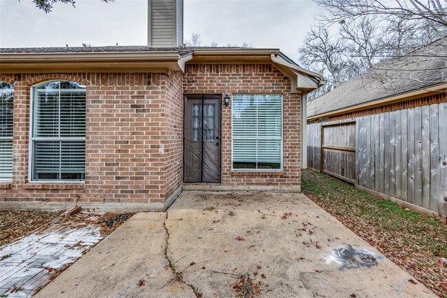 Building Photo - 1230 Wildewood Ct