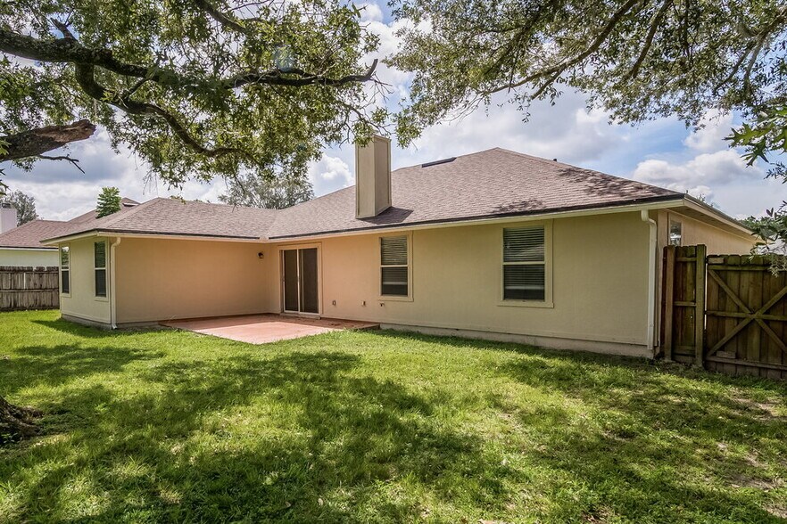 Building Photo - 3268 Avalon Dr