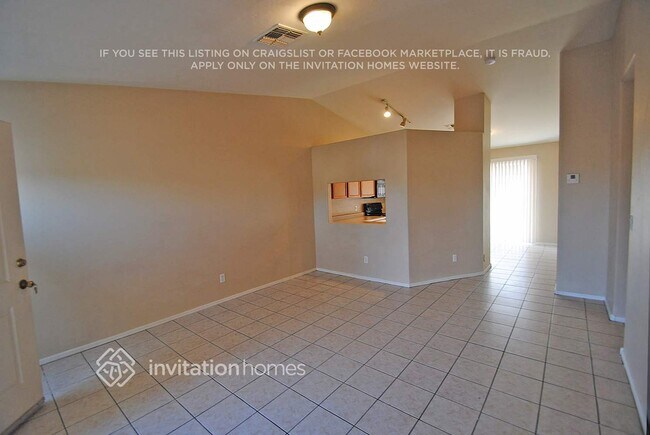 Building Photo - 5703 N 67th Dr