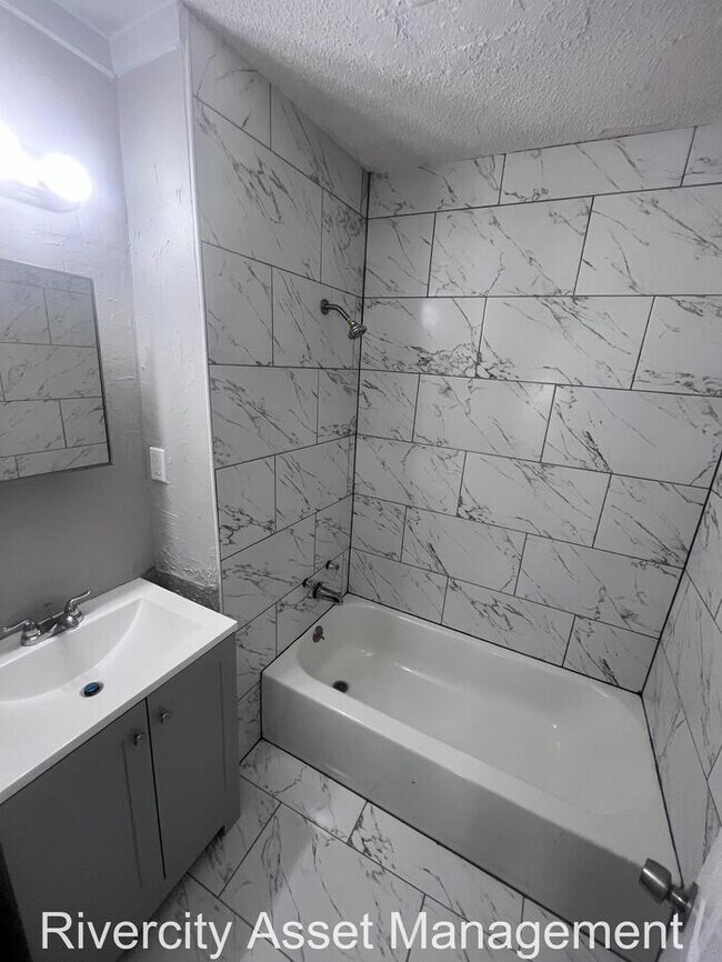 Building Photo - Cute & Quaint Renovated Home!!! Section 8 Welcomed !!!!!!