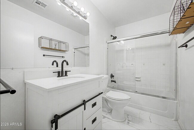 Building Photo - 20615 N 4th Ave