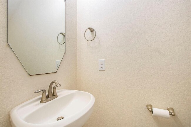 Building Photo - 2311 Langley Dr