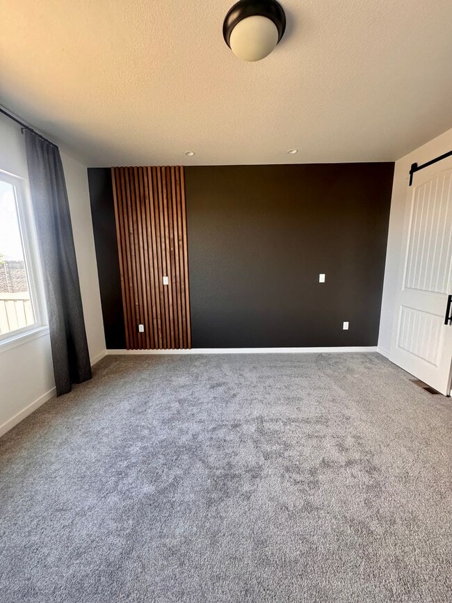 Building Photo - 8275 Nat Love Dr