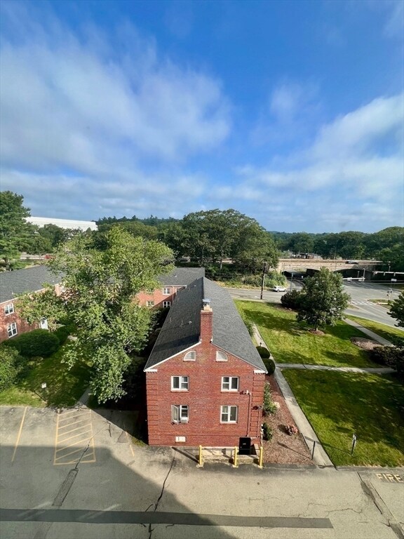 Building Photo - 20 Hammond Pond Pkwy
