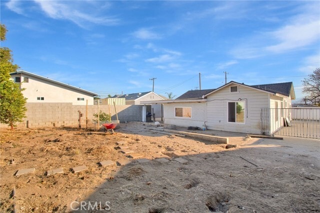 Building Photo - 26472 Western Ave