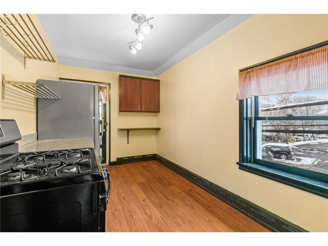 Building Photo - 2302 1/2 Blaisdell Ave