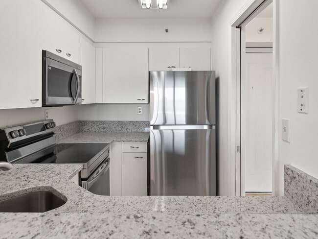 Building Photo - 2870 Pharr Ct S Northwest