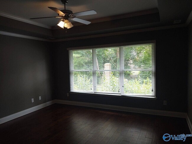 Building Photo - 3102 Connomara Ct SE