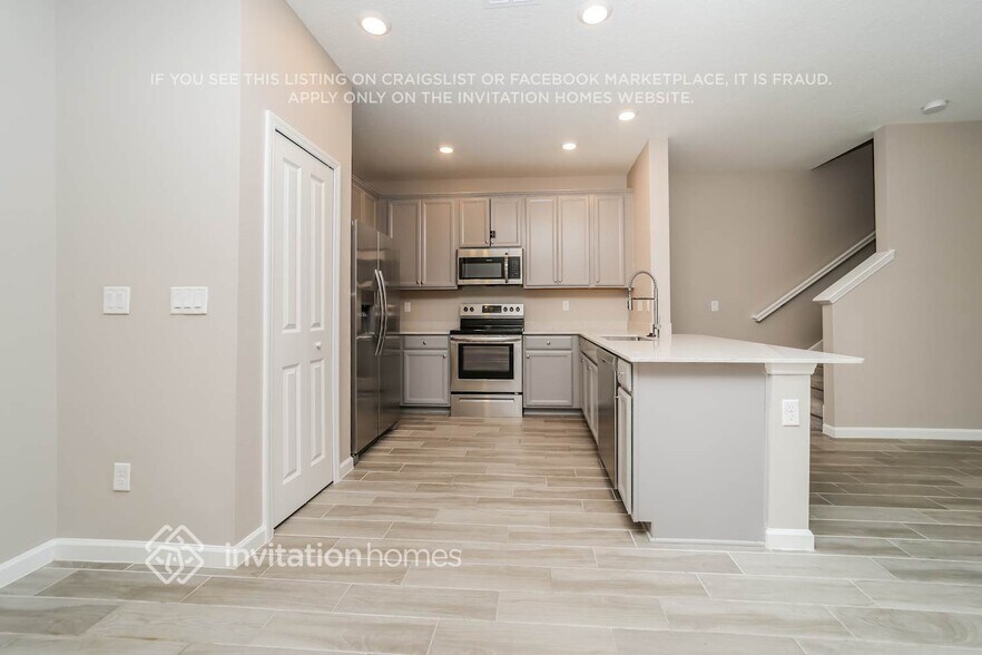 Building Photo - 13269 Shore Grass Dr