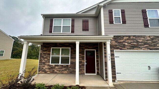 Building Photo - Beautiful  5 Beds 2 Baths Home in Gastonia...