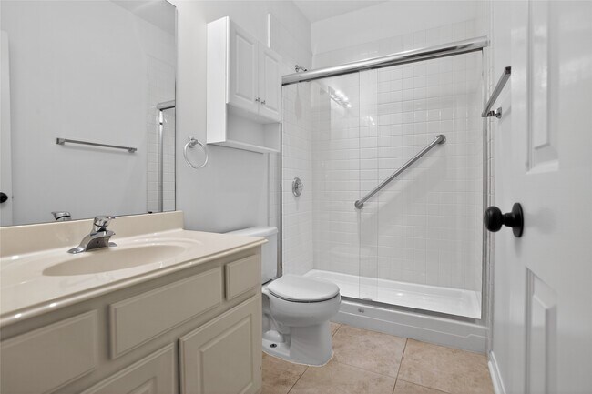 Building Photo - 15 S Avonlea Cir