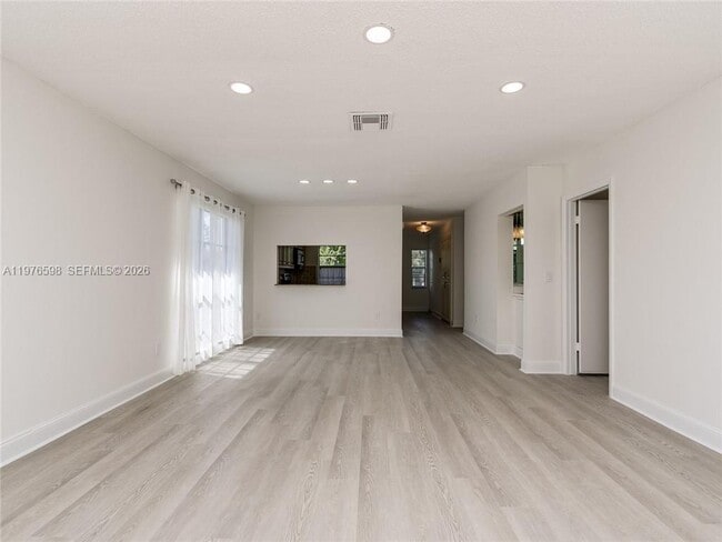 Building Photo - 21559 Cypress Hammock Dr