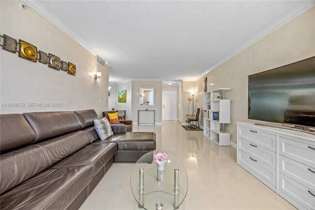 Building Photo - 3001 S Ocean Dr