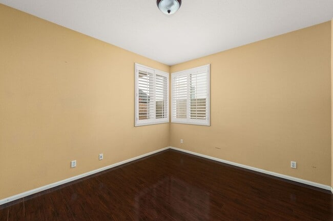 Building Photo - 14964 Pepperdine Dr