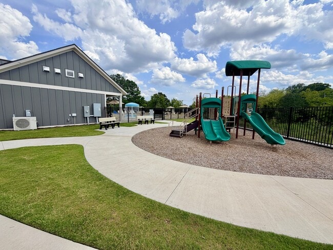 Building Photo - 22024 Lani Dr