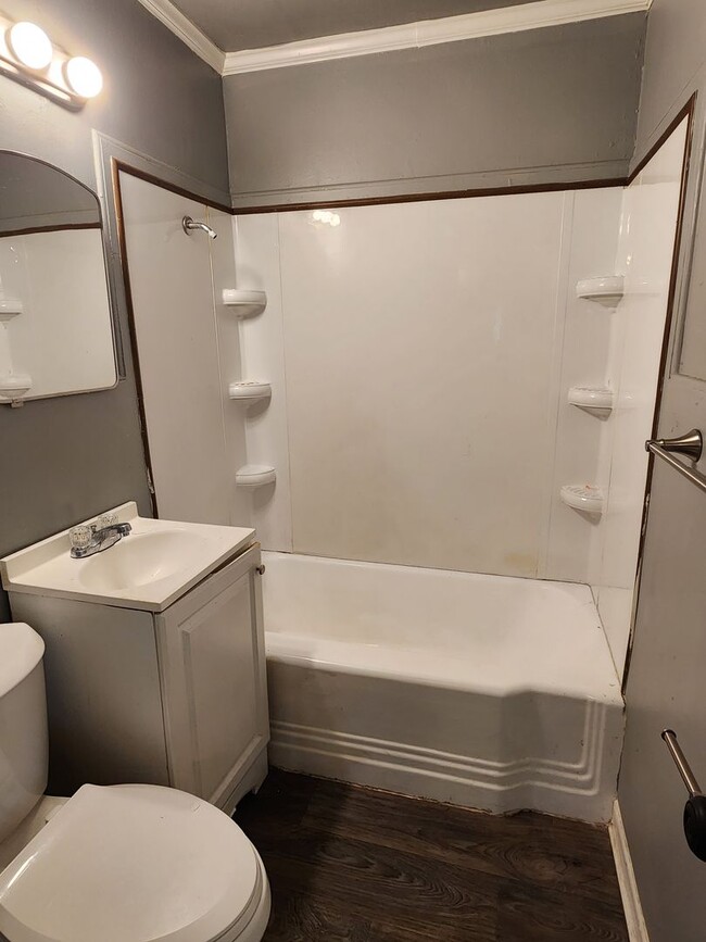 Building Photo - 1808 Corbitt St