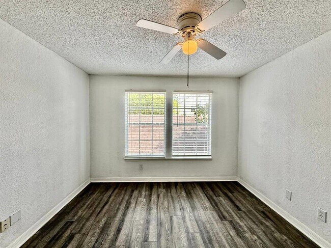 Building Photo - 3311 Haviland Ct