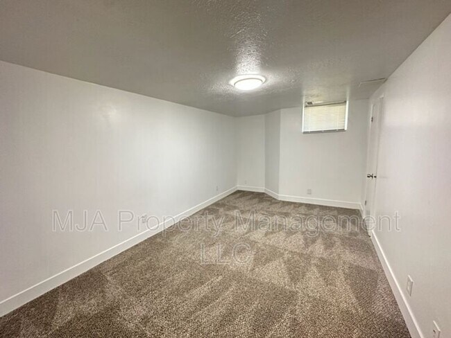 Building Photo - 1804 S 1800 E