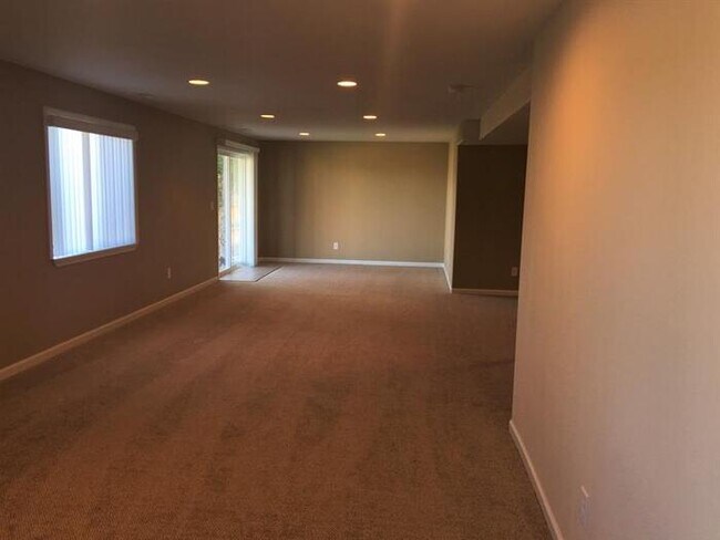Building Photo - 13754 Voyager Pkwy, Colorado Springs, CO, ...