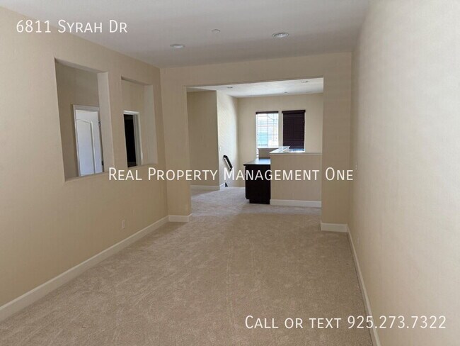 Building Photo - 6811 Syrah Dr