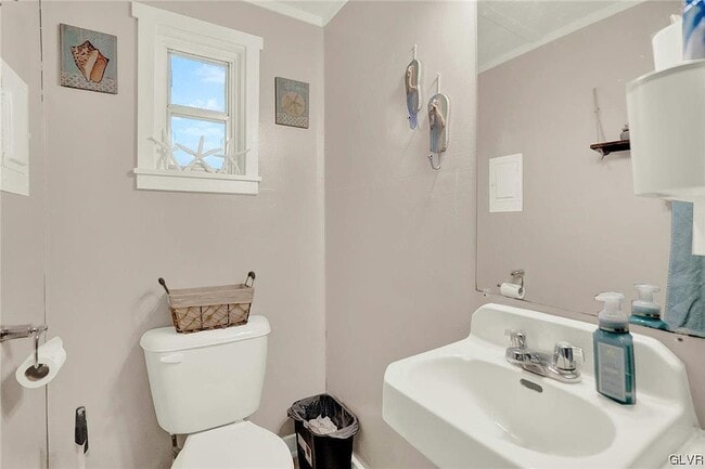 Building Photo - 1406 Beaumont Ave