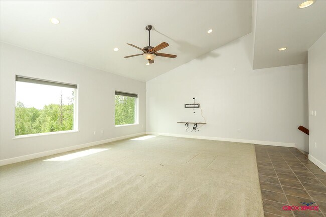 Building Photo - 2 BD, 2 BA Single-Family with Airstrip acc...