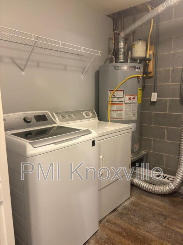 Building Photo - 4136 Larigo Dr