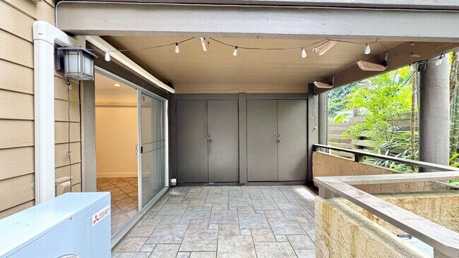 Building Photo - Available NOW - 4 BED, 2.5 BATH w/ 2 PARKING in Haiku Gardens (Kaneohe)