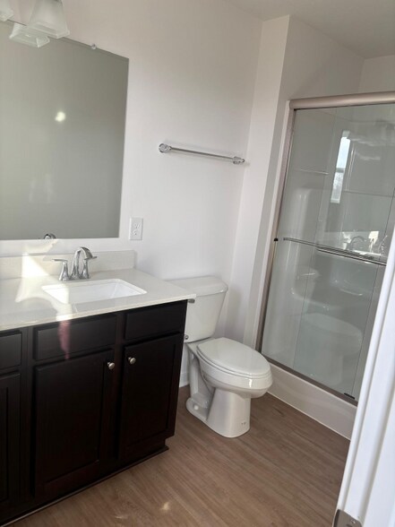 Building Photo - 127 Dusky Willow Dr