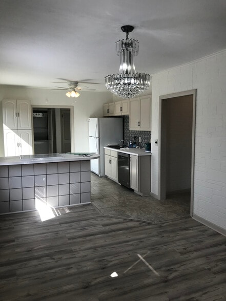 Building Photo - 45 Tiogue Ave