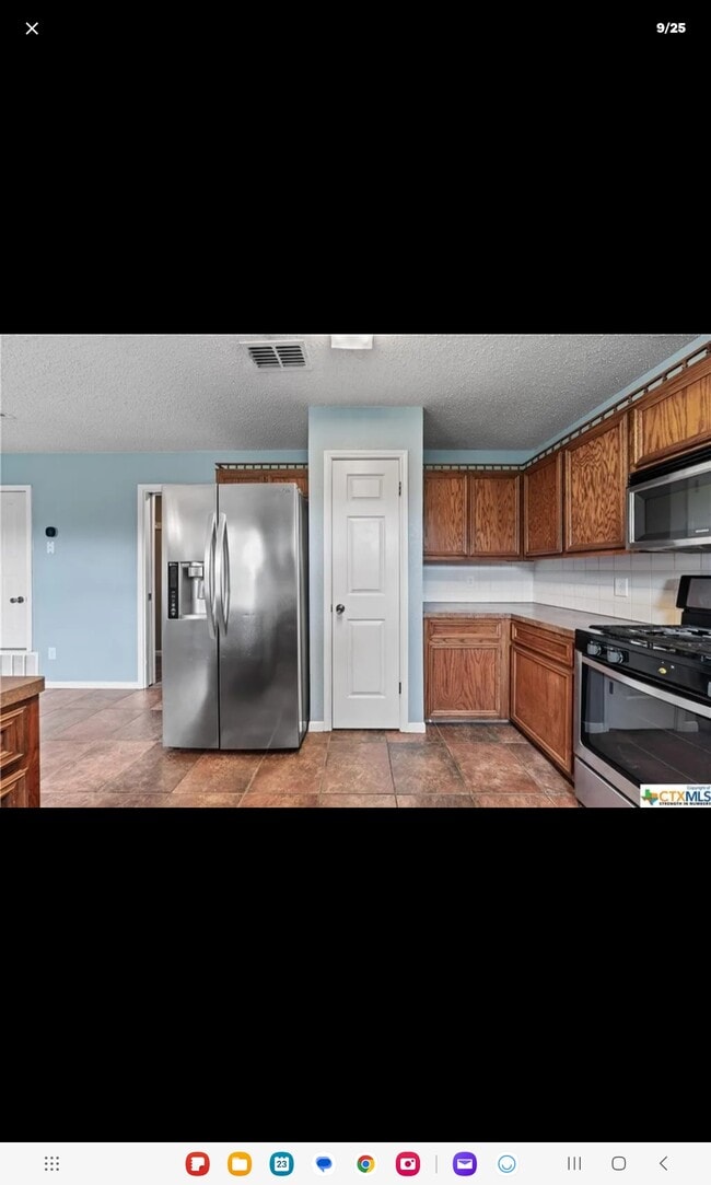 Building Photo - 1312 Elke Cir