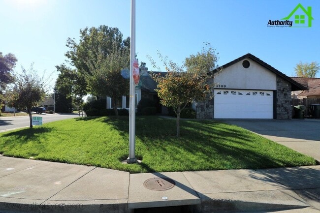 Building Photo - 2169 Sophy Pl