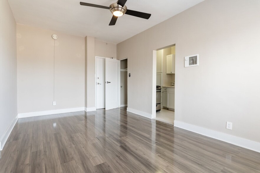 Interior Photo - Seven Lions Apartments