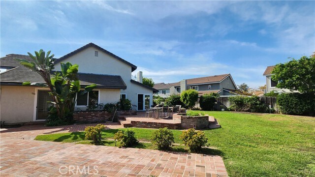 Building Photo - 23 Blazing Star