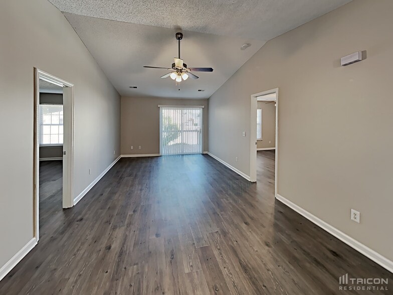 Building Photo - 8 Glennvale Ct