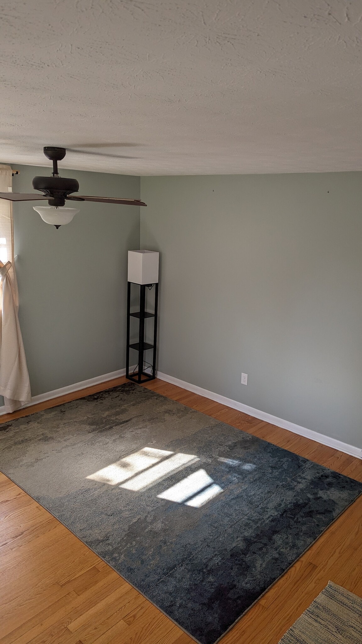 Building Photo - 732 Fairview Rd