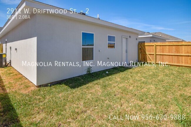 Building Photo - 2911 W Driftwood St