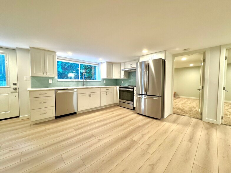 Building Photo - 7419 Keen Way N