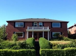 Building Photo - 2 bedroom in Seattle WA 98103