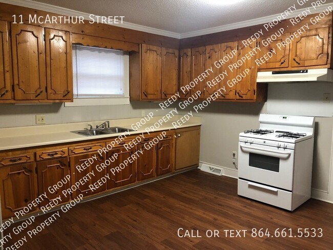 Building Photo - 3 bed 1 bath near West Village in Downtown...