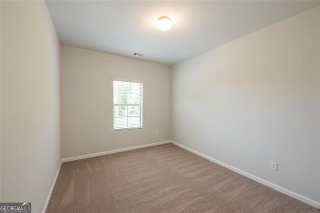 Building Photo - 2182 Talmai Dr
