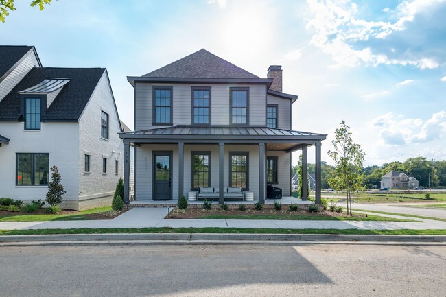 Primary Photo - Luxury June Lake Custom Home