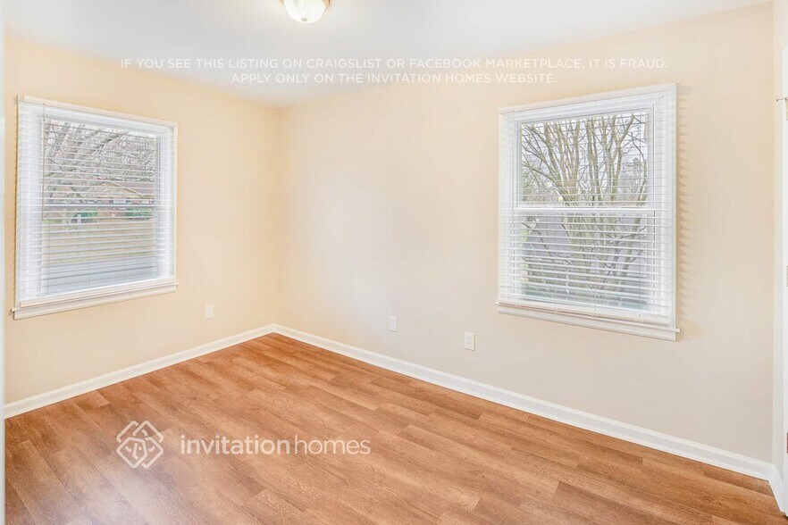 Building Photo - 9924 Starwood Dr