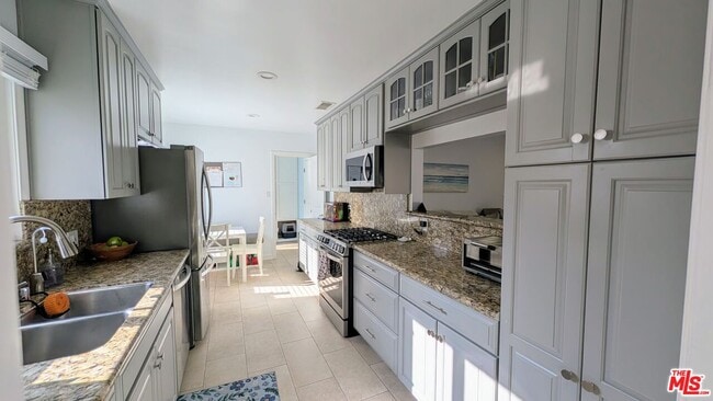 Building Photo - 912 McCarthy Ct