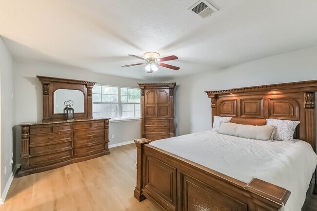 Building Photo - 11523 Early Mist Ct