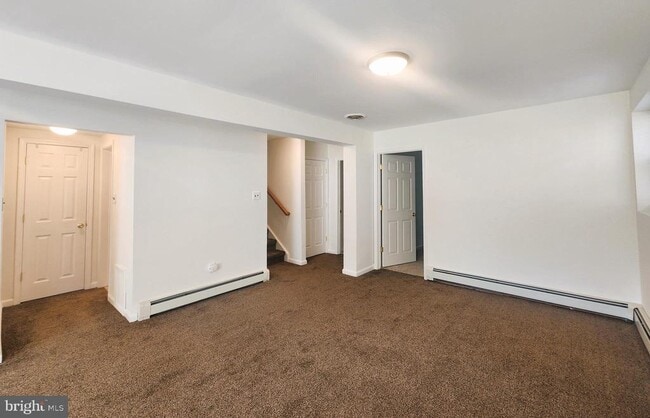 Building Photo - 5419 Sargent Rd