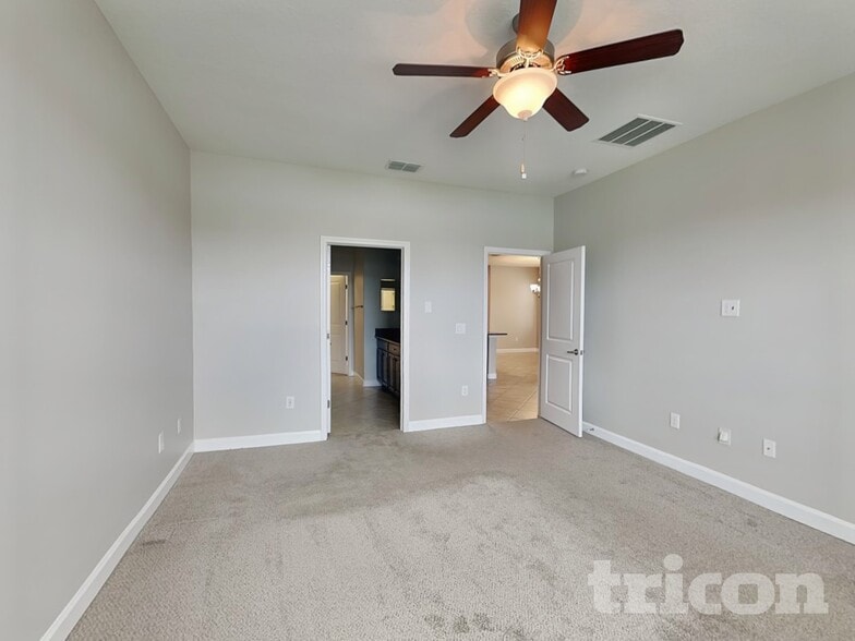 Building Photo - 10156 Newminster Loop